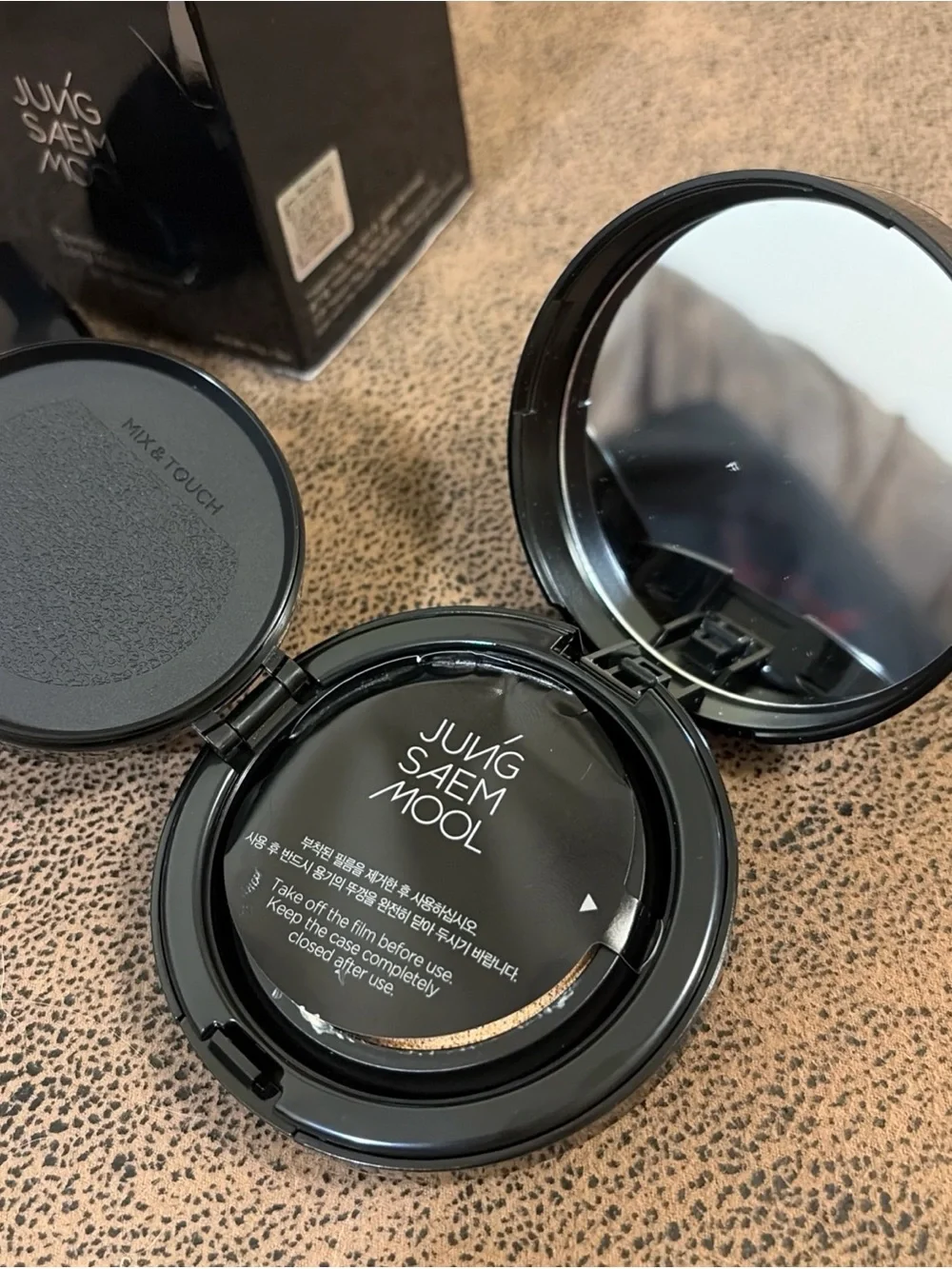 JUNG SAEM MOOL Essential Skin Nuder Longwear Cushion 0.98 Fl Oz  [SPF] 21 Medium